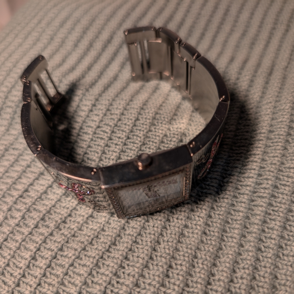 Quick Sale! GUESS Pink Ribbon Awareness Watch - Picture 6 of 7
